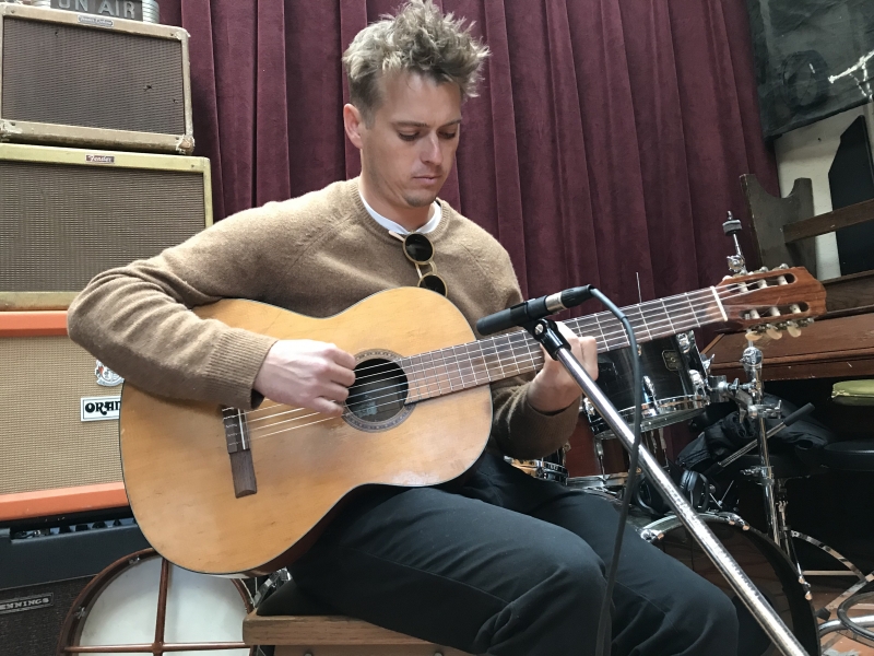 Ross Howe | Wide Hive Records